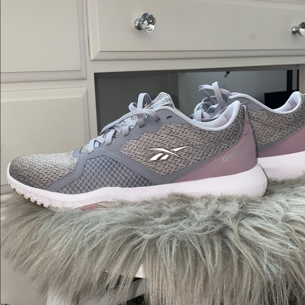 reebok tennis shoes